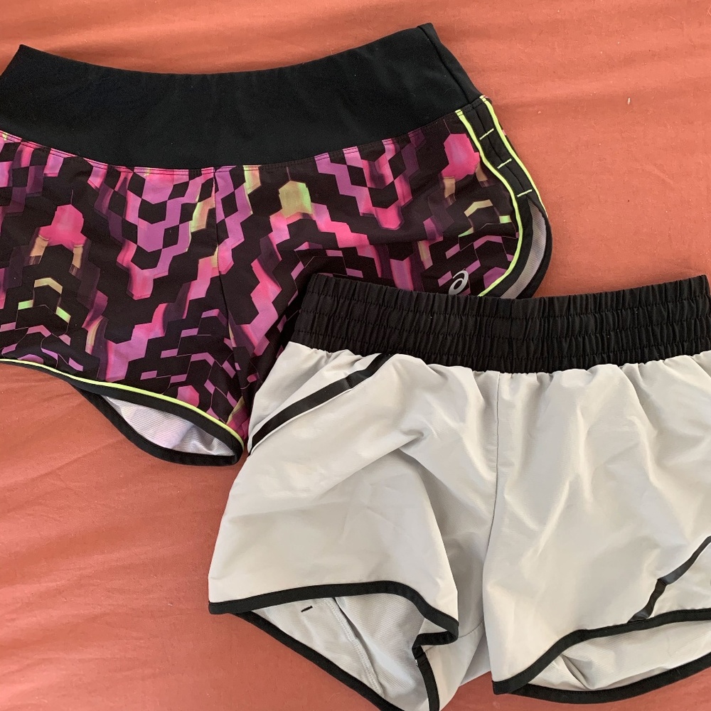 Asics Running Shorts (2)